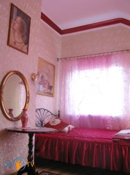квартира посуточно - Кривой Рог, Центрально-городской район, ул. Гданцевская, 2