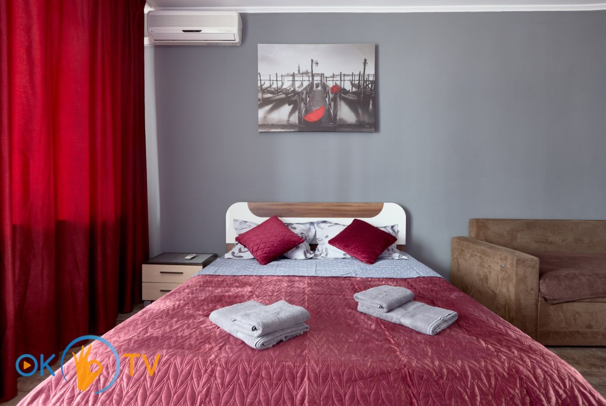 Двухкомнатная квартира посуточно с двумя спальнями возле НСК Олимпийский фото 11