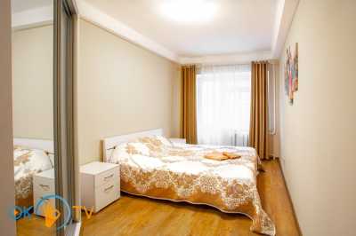 квартира посуточно - Киев, Печерский район, ул. Академика Филатова, 1/22 - фото 1