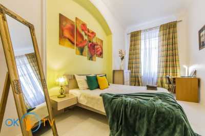 квартира                            посуточно - Киев, Печерский район, ул. Эспланадная, 2