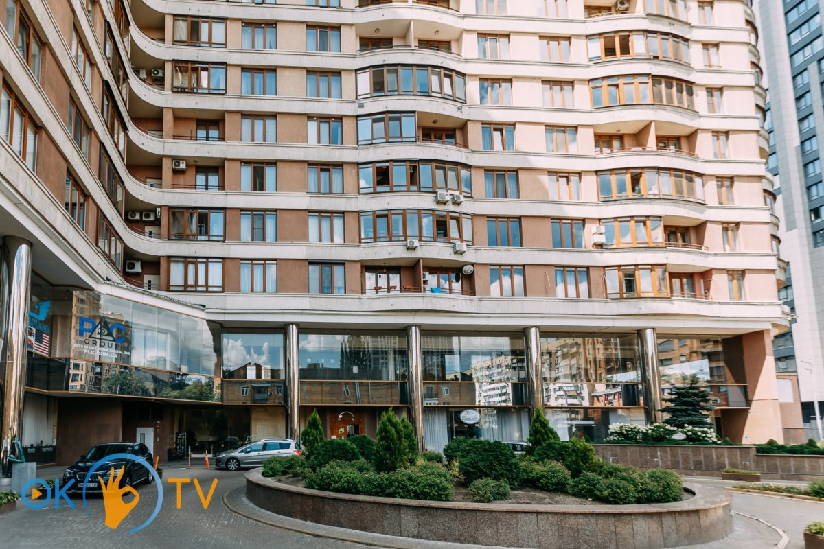 Двухкомнатная квартира посуточно в центре Киева, ЖК Дипломат холл фото 13