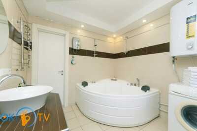 квартира посуточно - Киев, Печерский район, бульв. бульвар Лесі Українки, 2 - фото 12