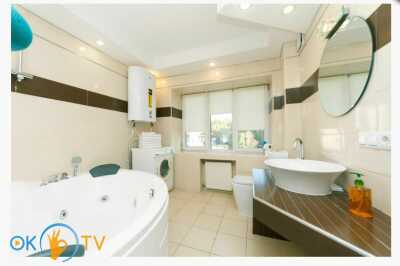 квартира посуточно - Киев, Печерский район, бульв. бульвар Лесі Українки, 2 - фото 9