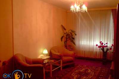 квартира                            посуточно - Киев, Днепровский район, ул. Русановская набережная, 10