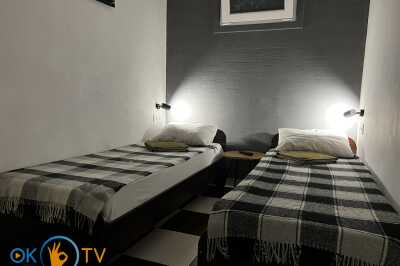 номер                            посуточно - Одесса, Приморский район, пер. вул. Провулок Червоний, 11